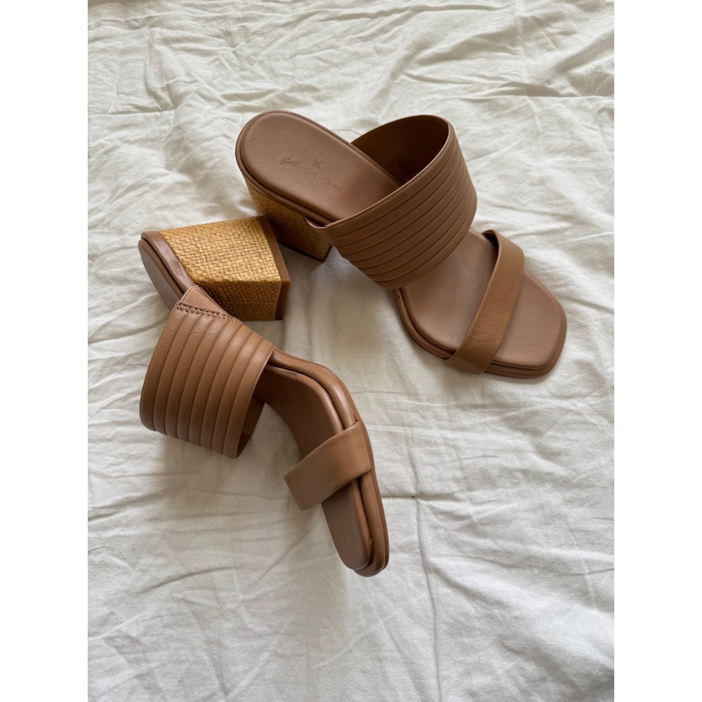 Caslon Lamia Tan Leather Raffia Block Heel Slide Sandals Mules Womens Size 6M